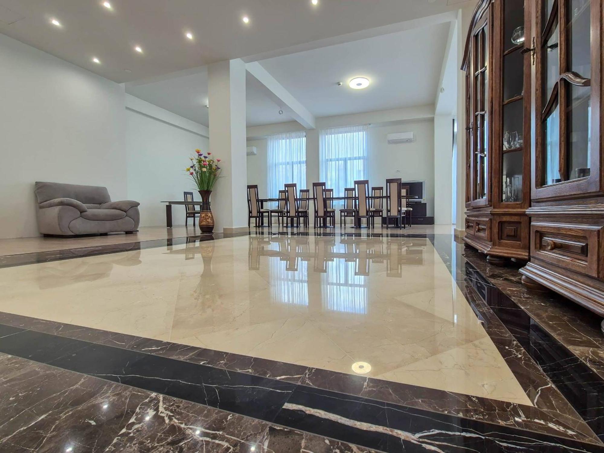 Green Park Boutique Hotel Focsani Exterior photo