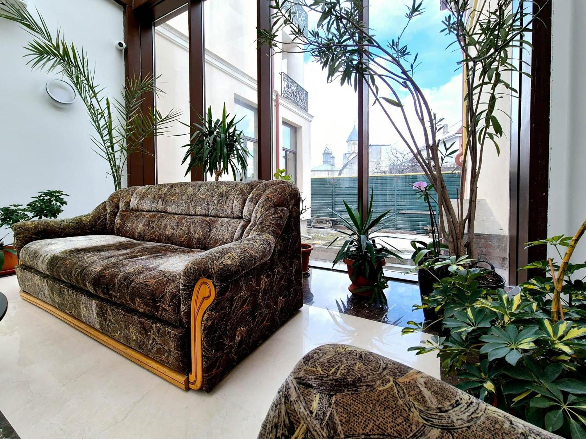 Green Park Boutique Hotel Focsani Exterior photo